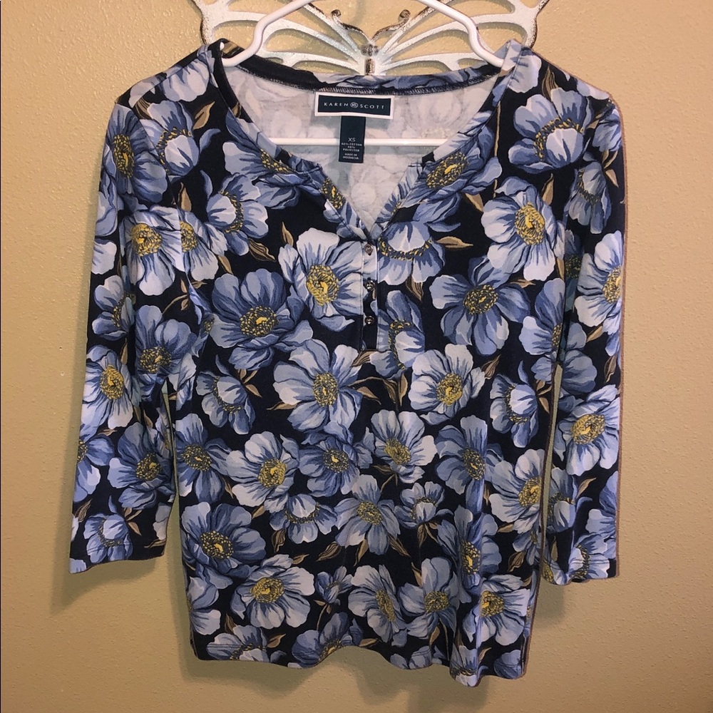Karen Scott Navy Blue Floral Henley Top with Gold Accents